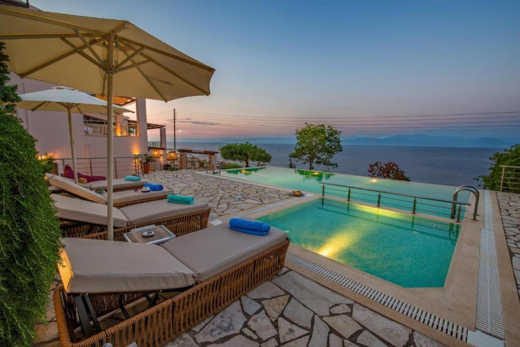 Sea View Suite With Pool Ґайос Екстер'єр фото