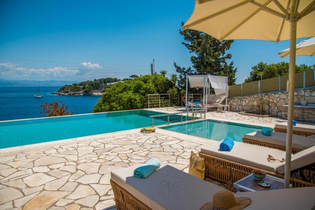 Sea View Suite With Pool Ґайос Екстер'єр фото